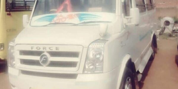 15 seater tempo traveller in chandigarh
